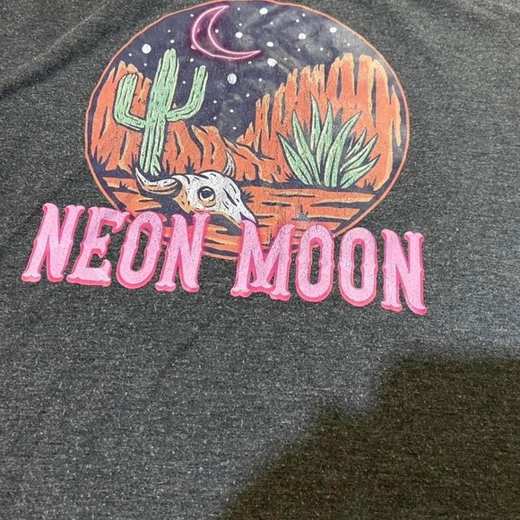 Grey and pink neon moon tee size XXL - Picture 2 of 4